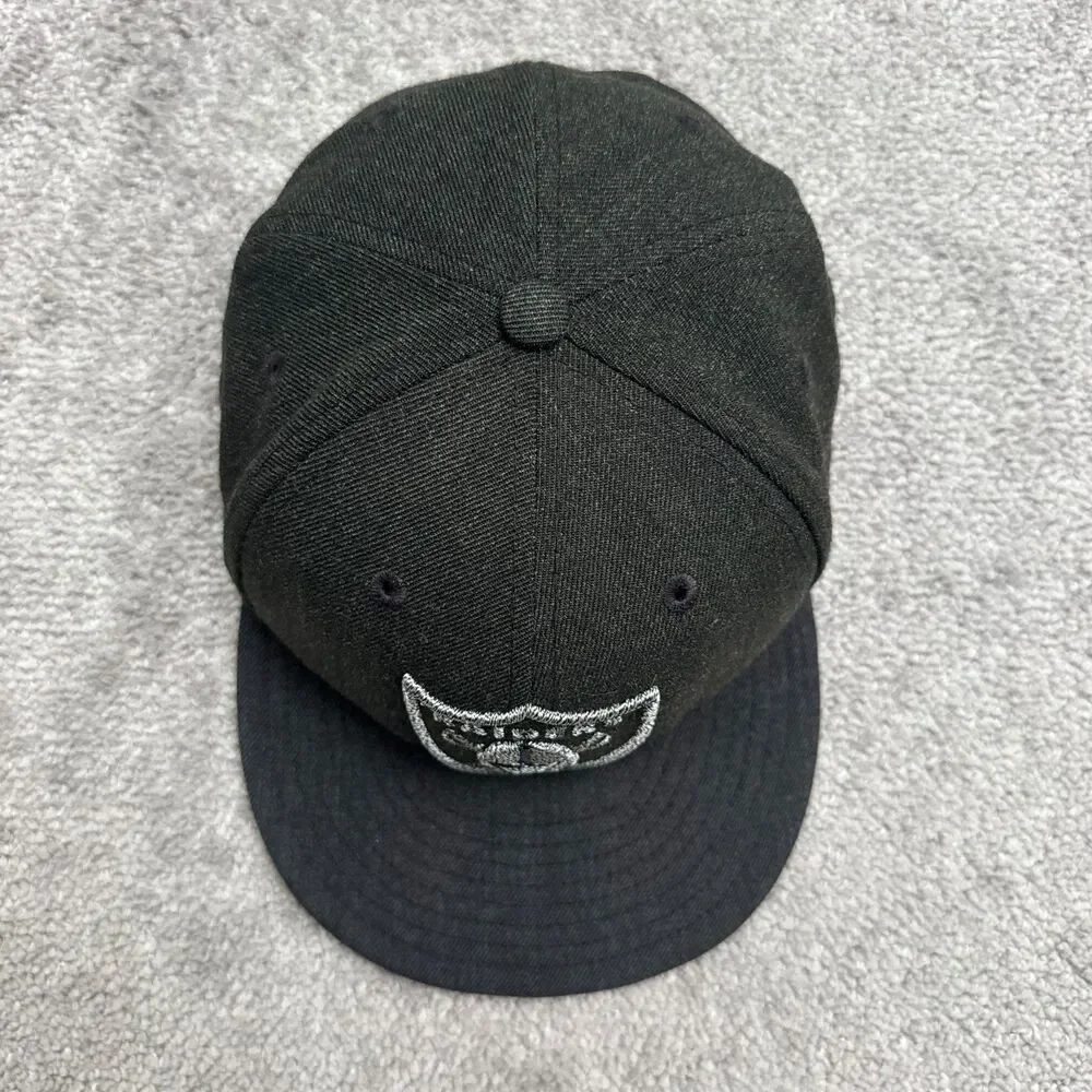 New Era 9FIFTY Oakland Raiders Snapback Hat Mens One Size Charcoal Gray Wool NFL